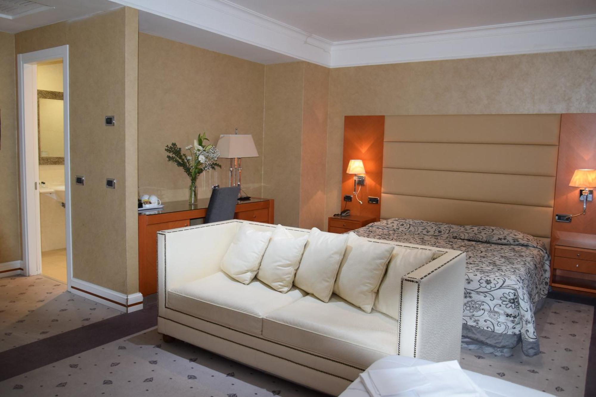 Hotel Perusia Pérouse Extérieur photo