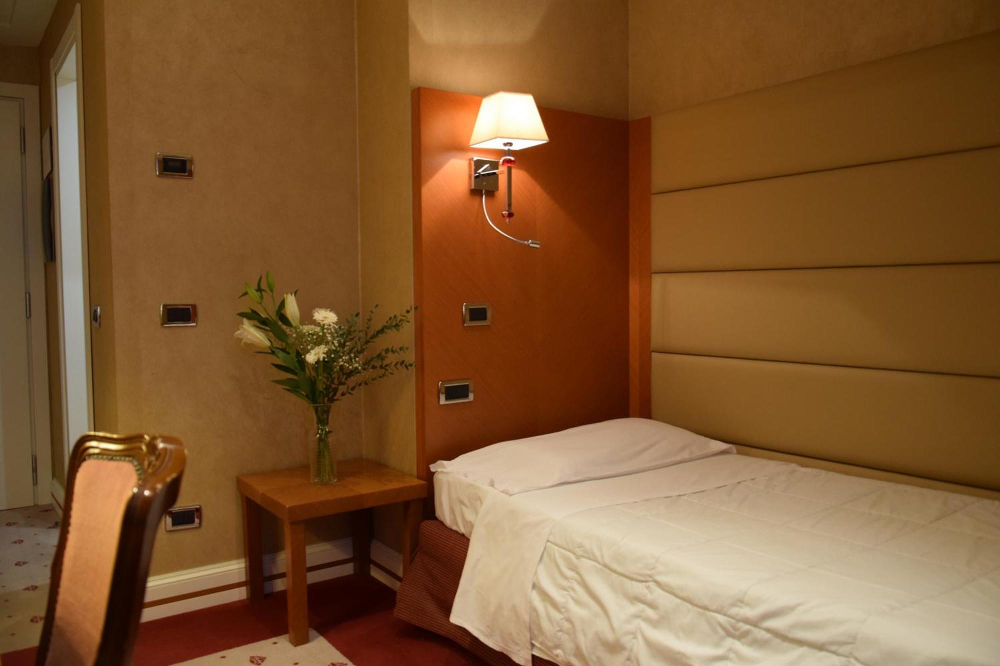 Hotel Perusia Pérouse Extérieur photo