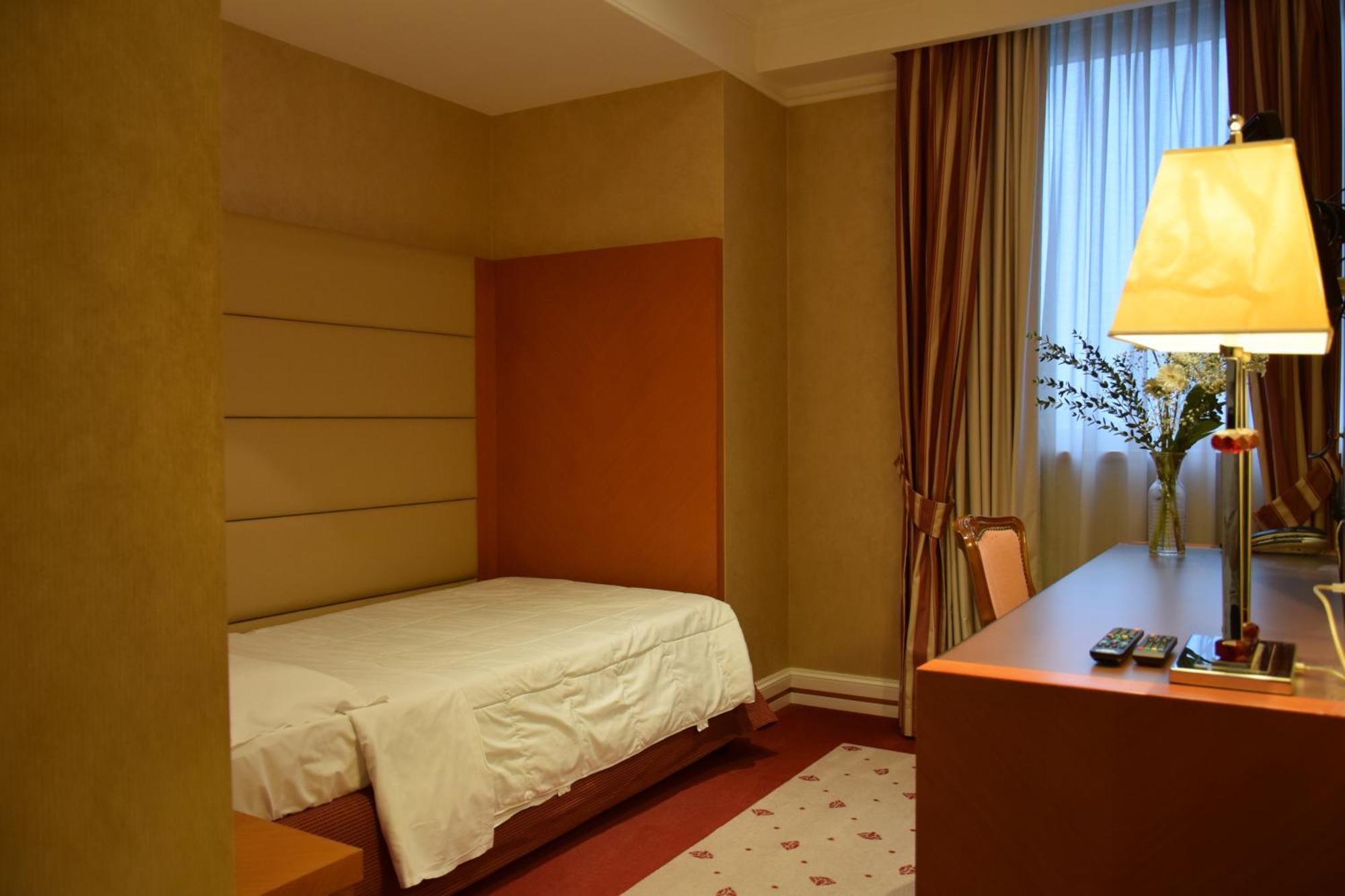 Hotel Perusia Pérouse Extérieur photo