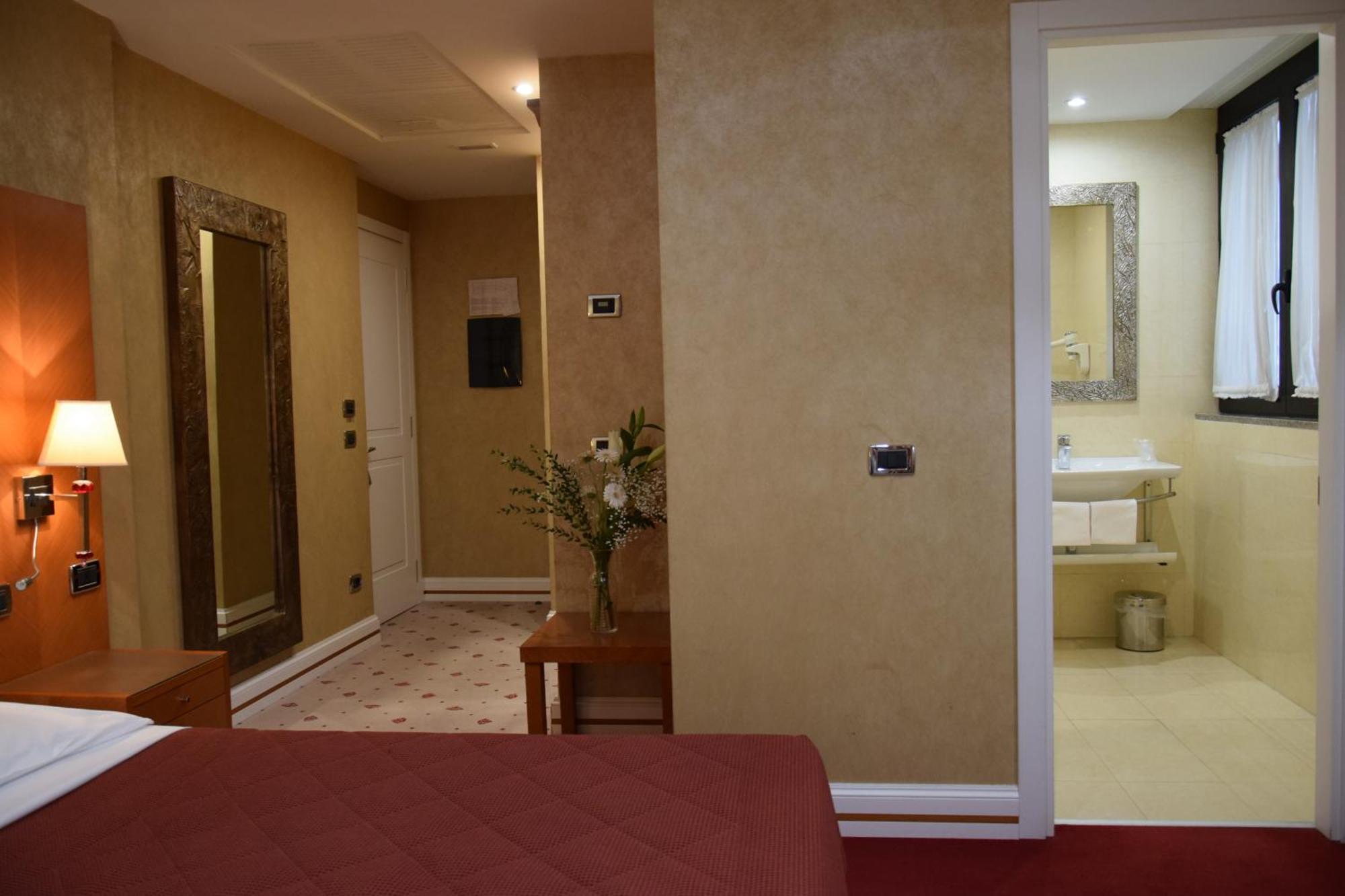 Hotel Perusia Pérouse Extérieur photo